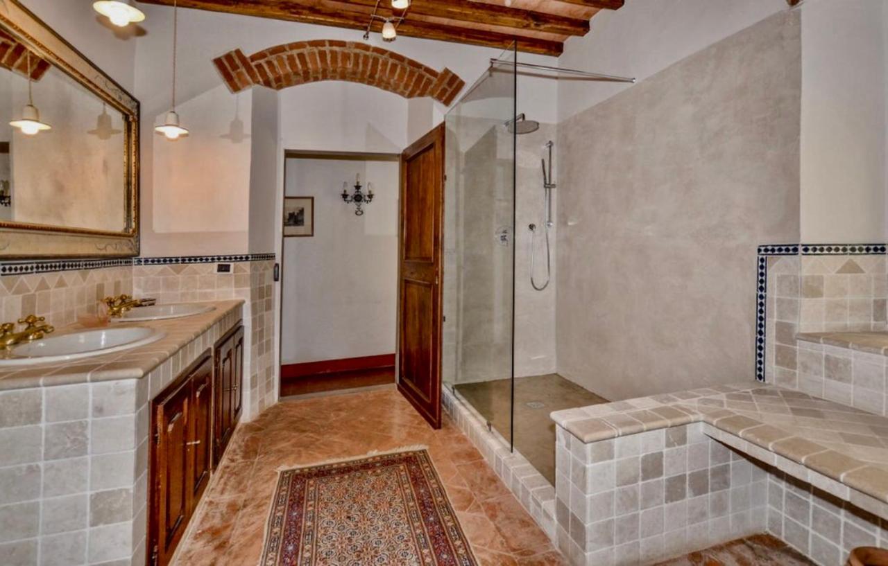 Villa Ari, La Tua Villa In Toscana Reggello Bagian luar foto